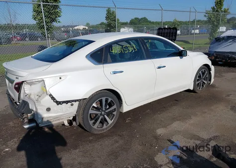 2018 Nissan Altima 2.5 Sr из США, поврежденный, VIN 1N4AL3AP1JC140640